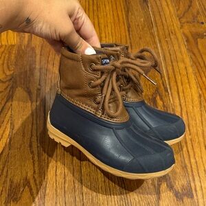 Sperry Kids Tan and Black Rain Boots